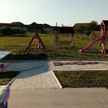 Sarmasag Pensiunea Soli Deo Gloria المظهر الخارجي الصورة